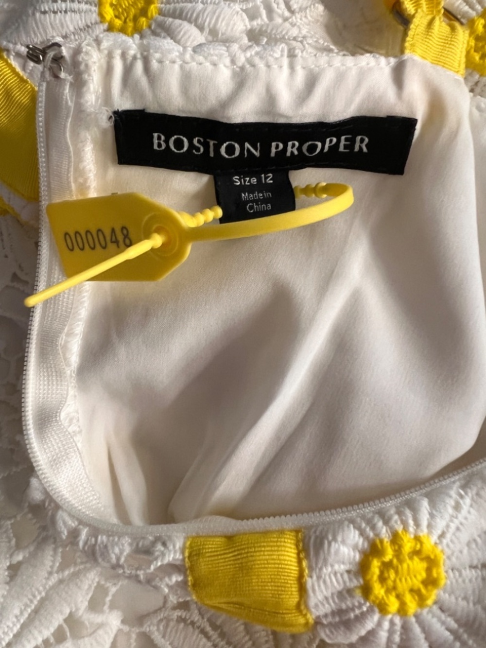 Boston Proper Daisy Lace Maxi Sleeveless Dress White/Yellow size S 12 - cute! - Picture 8 of 12